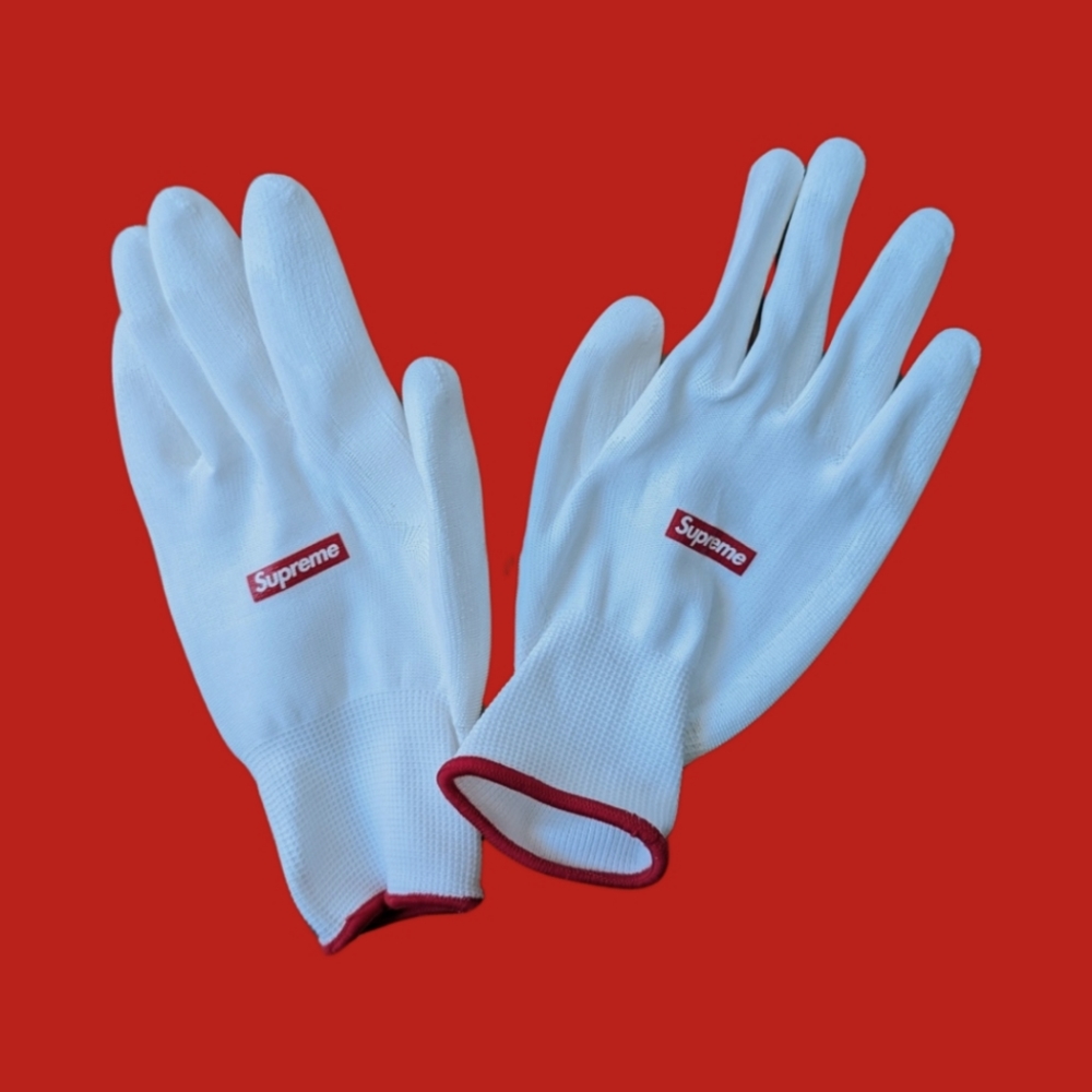 Supreme rubberized gloves white